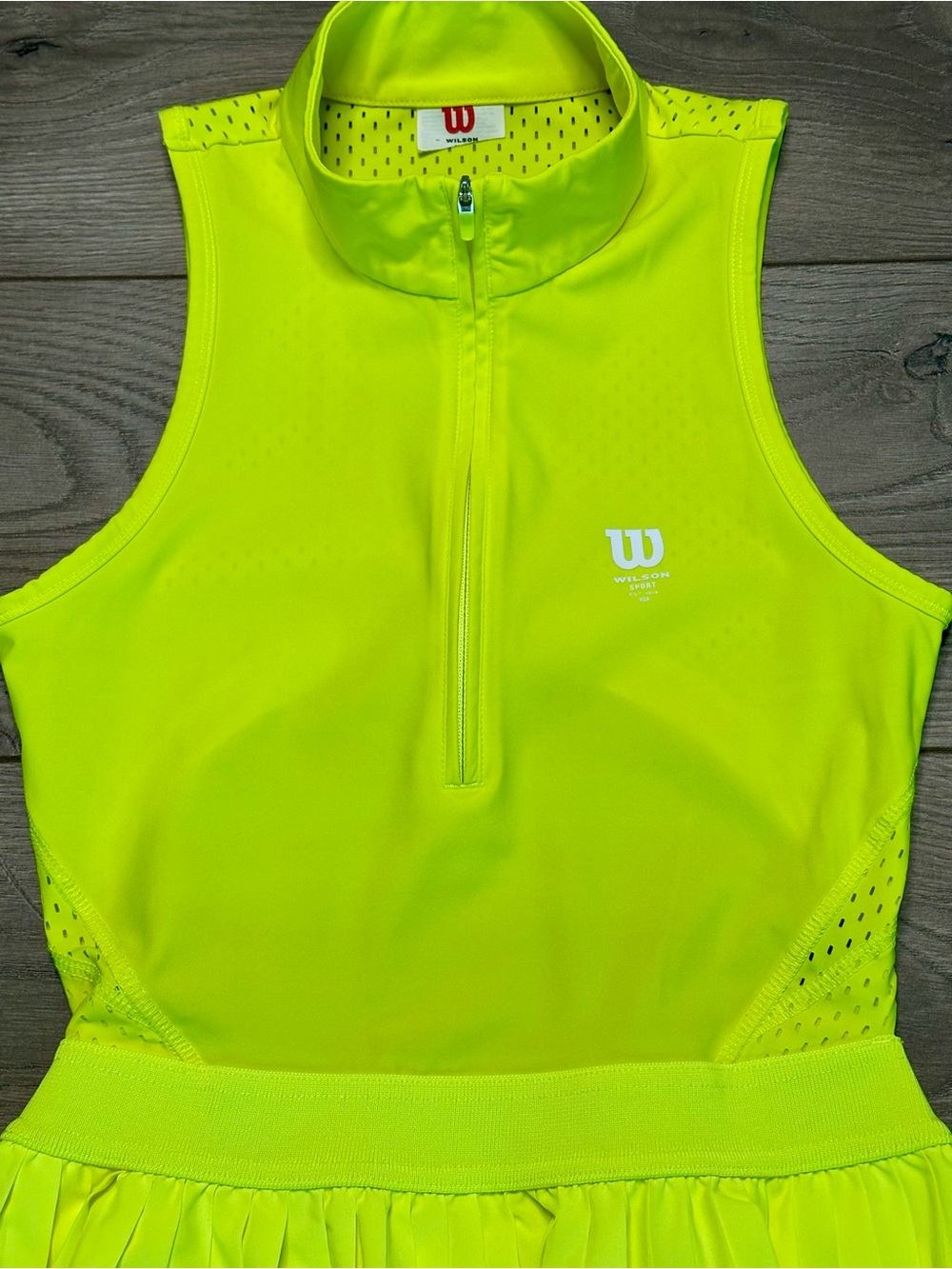 Wilson Winning Pleated 1/2 Zip Mock Neck Tennis Mini Dress Neon Yellow Size XS - Picture 4 of 9